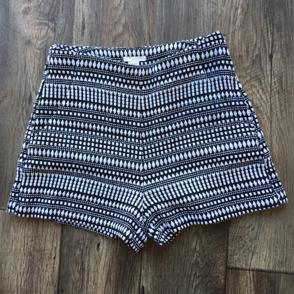 H&M High Waisted Textured Knit Shorts